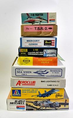 Lot 147 - A large collection of model aircraft kits,...
