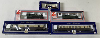 Lot 206 - LIMA; a GWR Express Parcels Railcar, together...