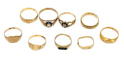 Lot 1102 - An 18ct yellow gold diamond set five stone...