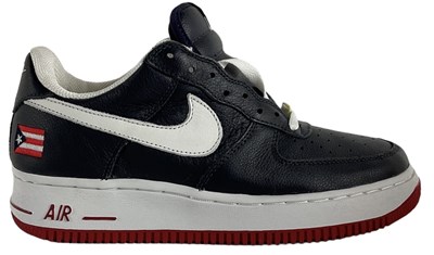 Lot 21 - NIKE; a pair of Air Force 1 Low "Puerto Rico"...