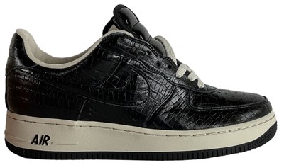 Lot 22 - NIKE; a pair of Air Force 1 HTM black...