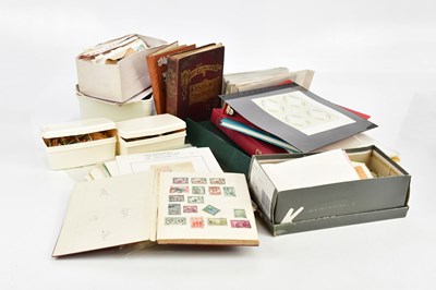 Lot 662 - WORLD; a tub with albums, loose in envelopes,...