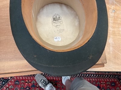 Lot 1685 - CARLTON & CO, LONDON; a gentleman's top hat.
