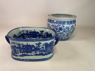 Lot 298 - A reproduction Chinese jardinière and a...