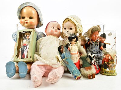 Lot 99 - A collection of vintage dolls including...