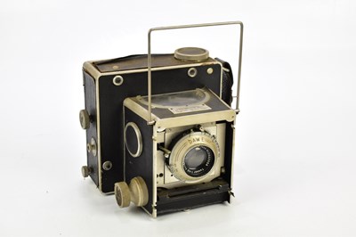 Lot 458 - DAWE: a Dawe instruments 5x4 press camera,...