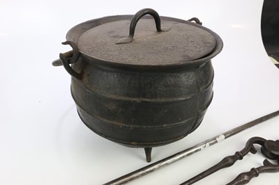 Lot 1722 - A cast iron cauldron shaped pan and cover,...
