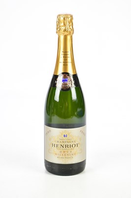 Lot 784 - CHAMPAGNE; a single bottle of Henriot Brut...