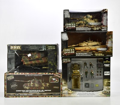 Lot 204 - FORCES OF VALOR; a group of five diecast...