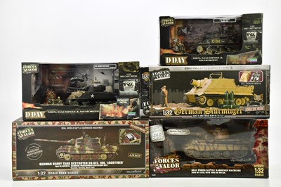 Lot 210 - FORCES OF VALOR; a group of five diecast...