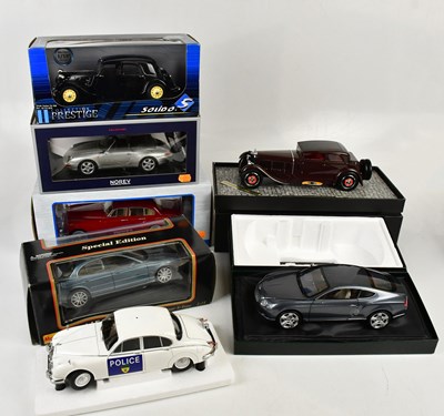 Lot 239 - A collection of diecast model cars including a...