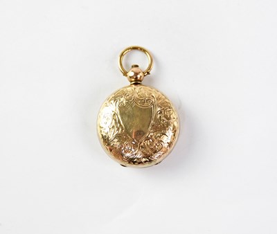 Lot 843 - A vintage 9ct gold sovereign case with shield...