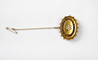 Lot 793 - A Victorian 15ct gold mourning brooch, set...