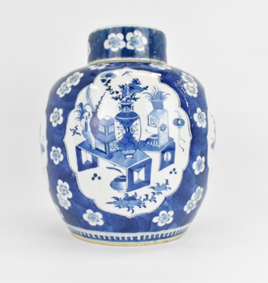 Lot 202 - A large 19th century blue and white lidded...