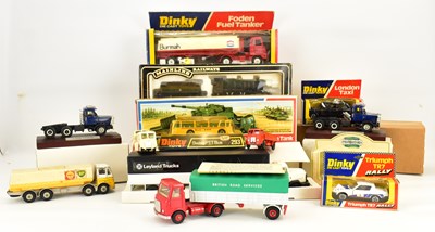 Lot 635 - Various boxed and loose diecast vehicles to...