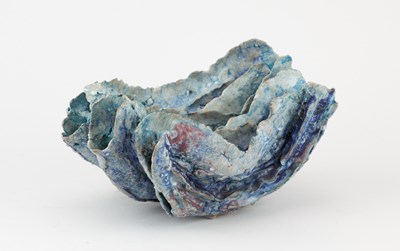 Lot 71 - BEVERLEY BELL-HUGHES (born 1948); a stoneware...