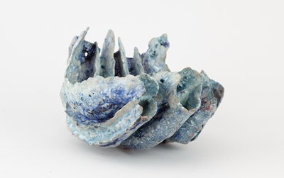 Lot 71 - BEVERLEY BELL-HUGHES (born 1948); a stoneware...