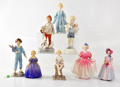 Lot 292 - Five Royal Worcester Freda Doughty figures,...