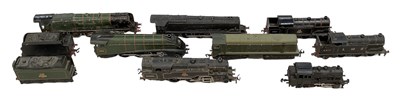 Lot 418 - HORNBY; a group of Dublo OO gauge locomotives...