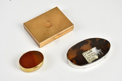 Lot 1489 - A white metal oval snuff box with...