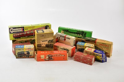 Lot 357 - A mixed collection of OO gauge locomotives,...