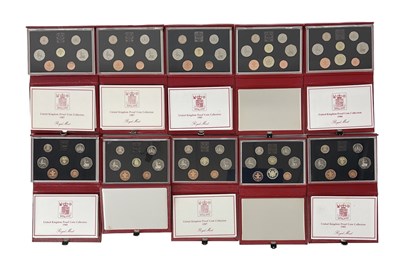 Lot 900 - THE ROYAL MINT; a group of cased proof coin...