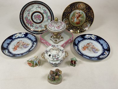 Lot 165 - A group of Continental porcelain including a...