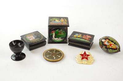 Lot 1499 - A small collection of modern Russian...