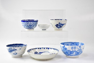 Lot 316 - An 18th century Liverpool blue and white...