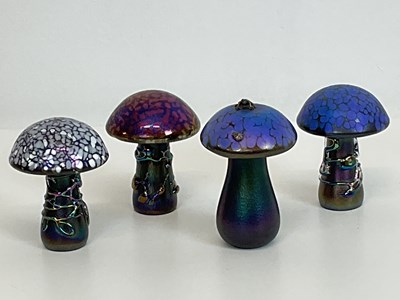 Lot 239 - KRIS HEATON FOR NEO ART GLASS; an iridescent...