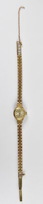 Lot 920 - ROAMER; a lady's 9ct yellow gold wristwatch,...