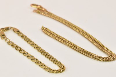 Lot 1272 - A 9ct yellow gold bracelet, length 20cm,...