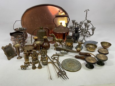 Lot 104 - A quantity of metalware comprising copper,...