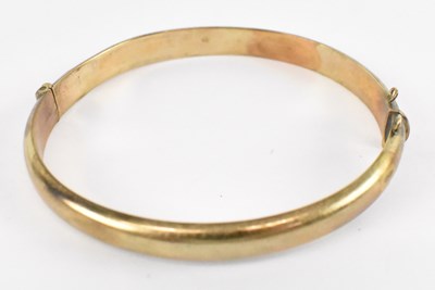 Lot 790 - A 9ct yellow gold bangle (af), approz 8.4g.