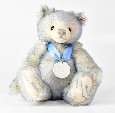 Lot 359 - STEIFF; a German musical collectors' bear...