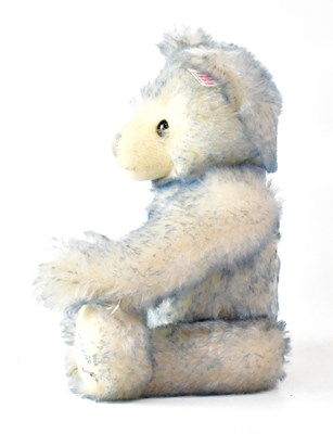 Lot 359 - STEIFF; a German musical collectors' bear...