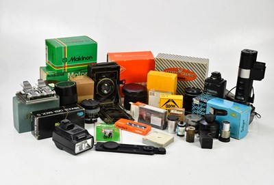 Lot 1650 - A collection of camera lenses and photography...