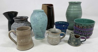 Lot 155 - A collection of studio ceramics, including...