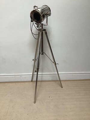 Lot 611 - A modern chrome tripod spotlight, height 168cm.