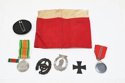 Lot 439 - A German Organisation Todt arm band, with four...