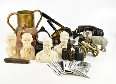 Lot 1457 - A mixed lot of collectors' items, including...