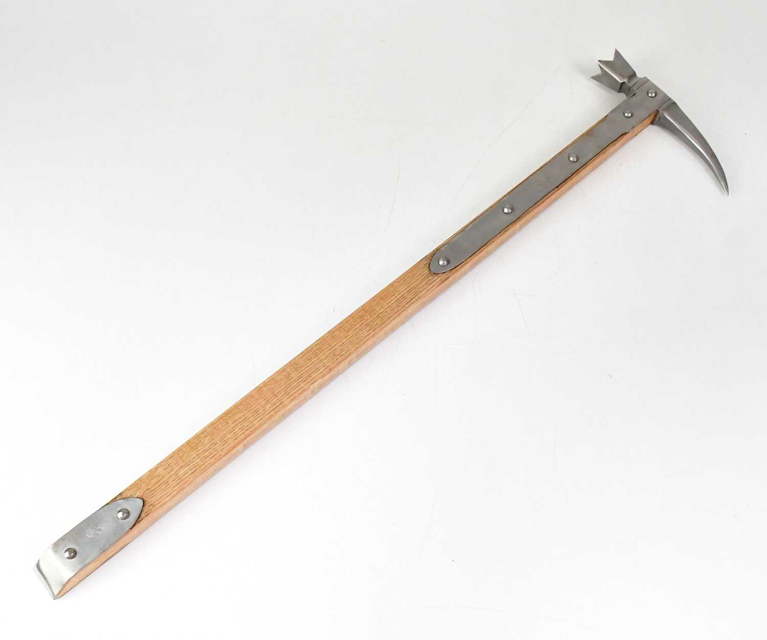 Lot 403 - RAVEN FORGE; a 'Warhammer', with steel