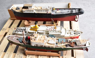 Lot 225 - Three model boats, in plastic and wood, all in...