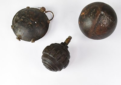 Lot 413 - A WWI German 'Tortoise' grenade, a 1915 model...