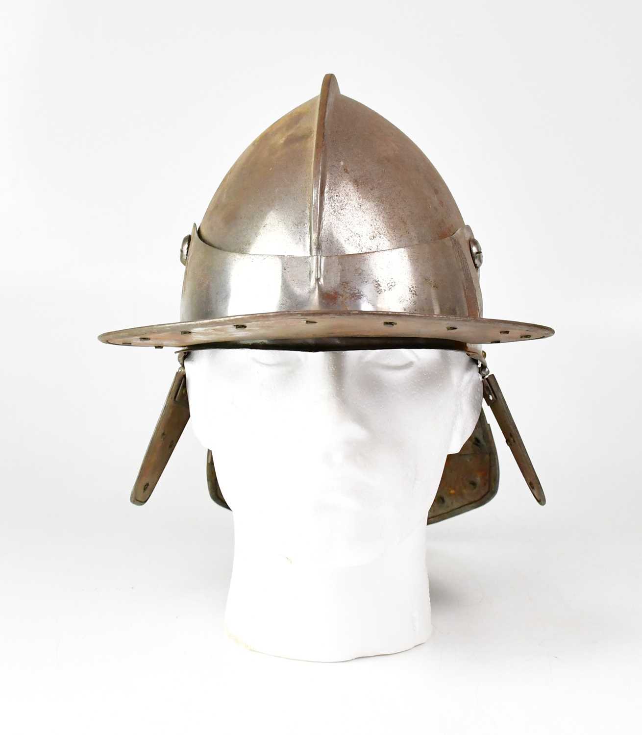 Lot 454 - A replica Medieval lobster pot helmet.