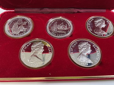 Lot 1397 - A cased presentation set of five 1979 Isle of...