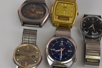 Lot 670 - Five 1970s wristwatches including a Bulova...