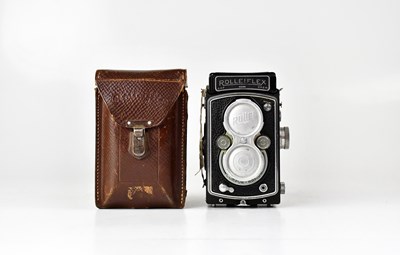 Lot 193 - ROLLEIFLEX; an Automat 2 TLR medium format...