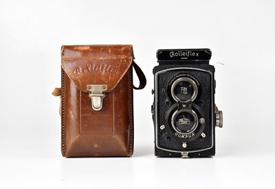 Lot 203 - ROLLEIFLEX; an Old Standard 3.5 TLR medium...