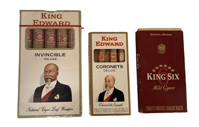 Lot 370 - A box of five King Edward Invincible Deluxe...